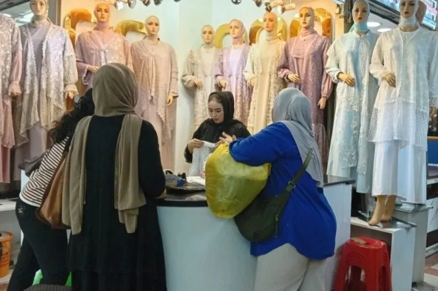 Tren Ramadan 2026: ‘Gamis Bini Orang’ Viral di TikTok dan Ramai Diburu di Tanah Abang
