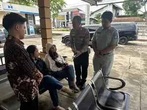 Polres Paser Sosialisasikan Cara Daftar Aplikasi SIGNAL untuk Pembayaran Pajak STNK Online