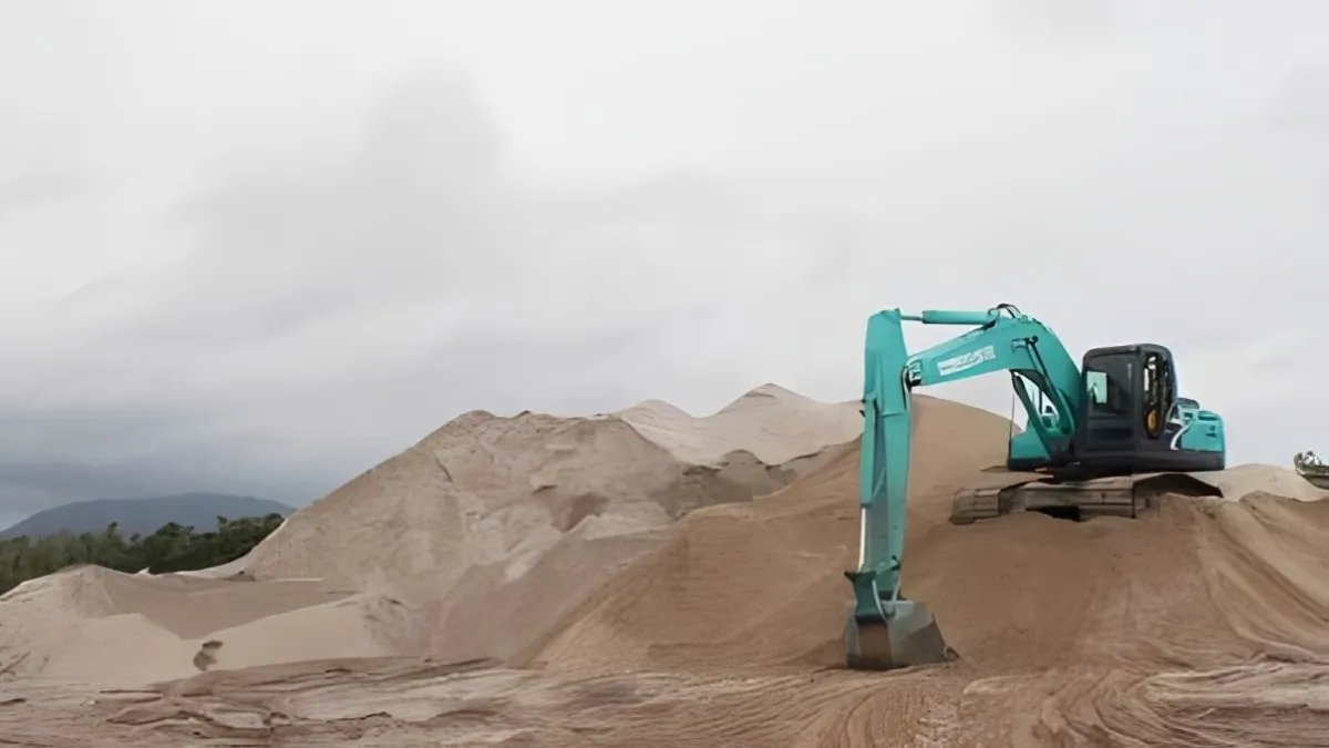 Jatam Kaltim Peringatkan Dampak Ekspansi Tambang Silika, Minta Audit Izin di Kawasan Danau