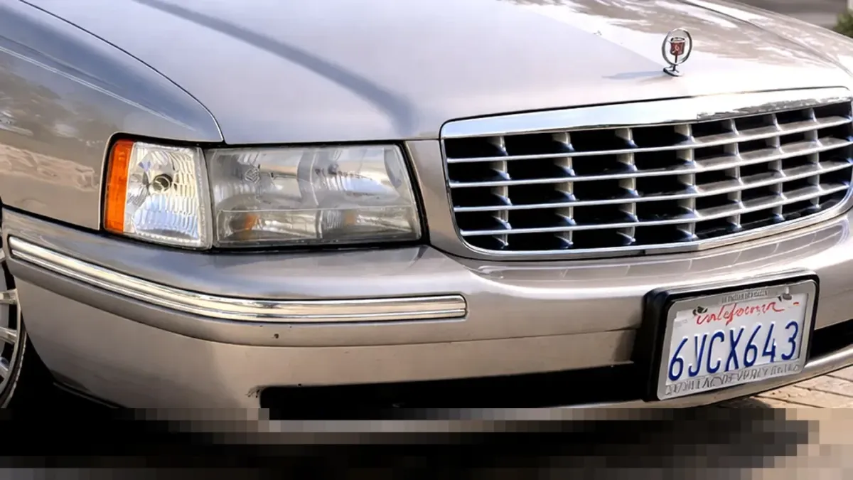 Lelang Cadillac DeVille 1999 di Bring a Trailer Dihentikan Usai Foto Diduga Dimanipulasi AI