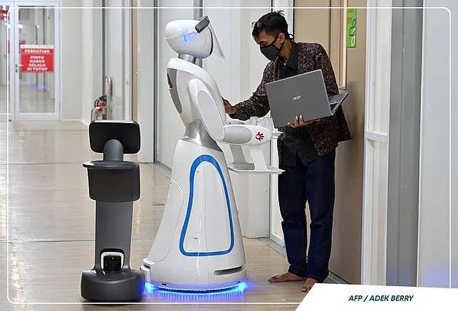 Robot Medis di Dunia Kesehatan: Tujuan, Manfaat, dan Tantangan Etika