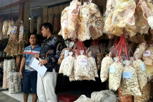 Dewan Sekadau Soroti Menjamurnya Minimarket, Minta Regulasi Perizinan Ditinjau Ulang