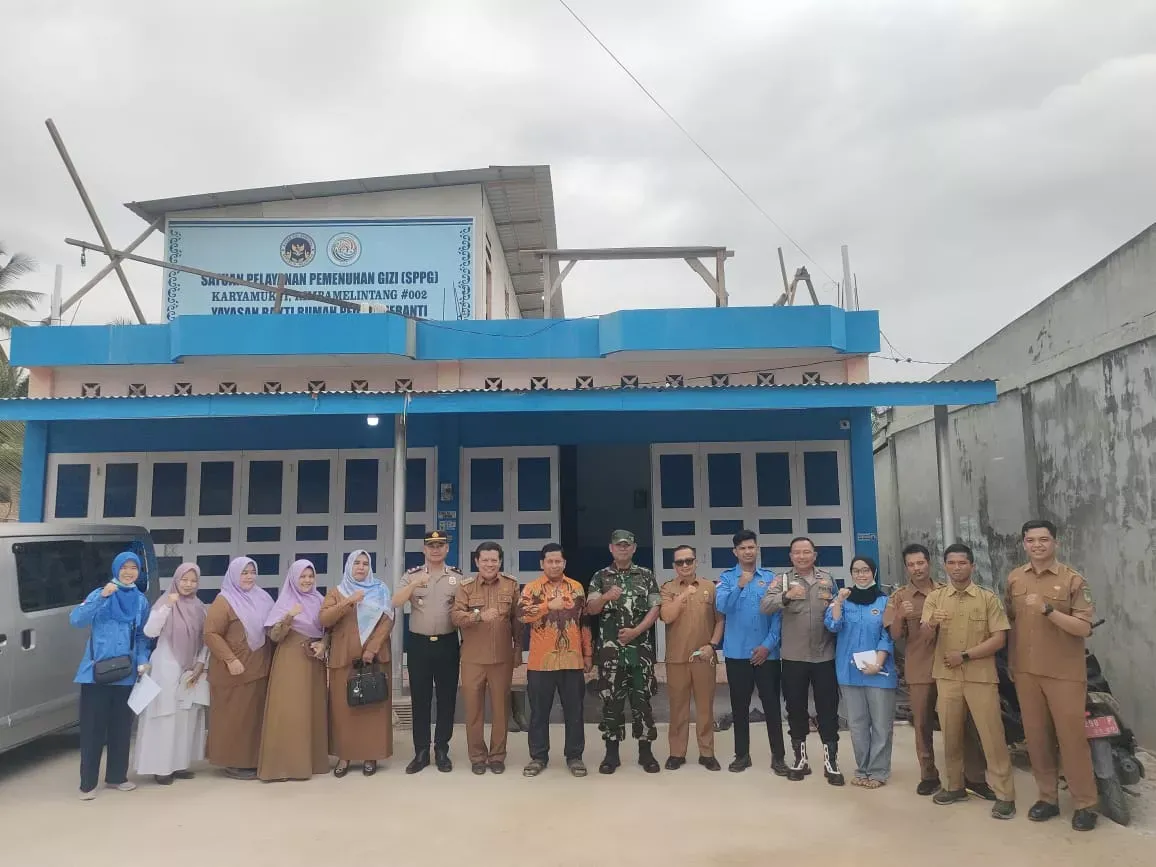 Kapolsek Rimba Melintang Tinjau Distribusi Makanan Bergizi Gratis di SPPG Karya Mukti Rohil