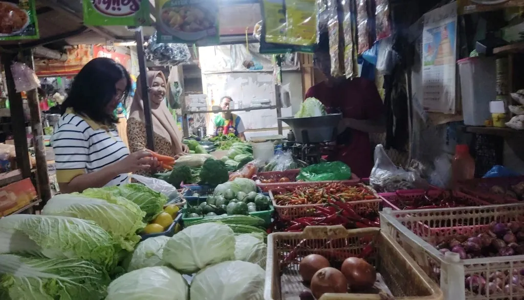 Harga Sayur di Surabaya Naik Jelang Ramadan, Pedagang Keluhkan Pasokan Menipis