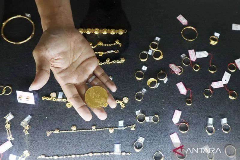 Harga Emas Pegadaian Naik, Galeri24 dan UBS Kompak Menguat pada Minggu