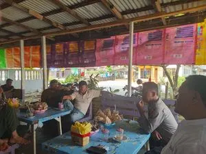 Bhabinkamtibmas Polsek Perdagangan Sambangi Warga Panombean Baru, Imbau Bijak Bermedsos dan Cegah Narkoba