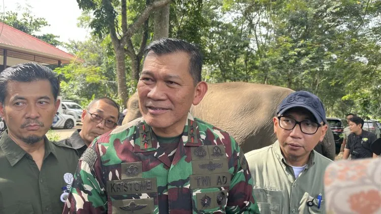 Pangdam XXI/Radin Inten: TNI Siap Dukung Mitigasi Konflik Manusia dan Gajah di Way Kambas