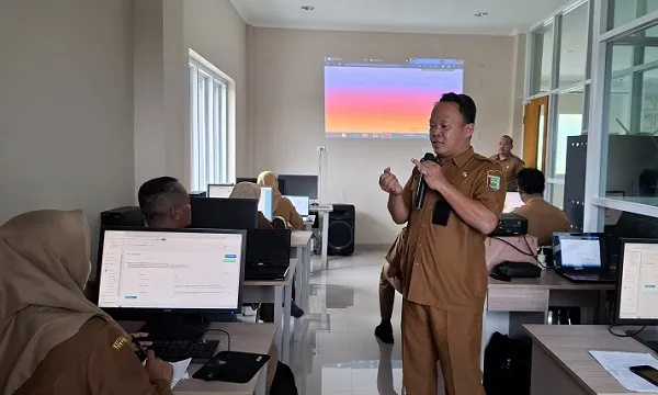 Pemkab Pesawaran Gelar Bimtek Desk Aplikasi Srikandi untuk Perkuat Arsip Digital