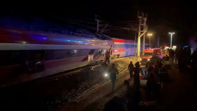 Kecelakaan Kereta Cepat di Spanyol: 39 Orang Tewas, 120 Terluka