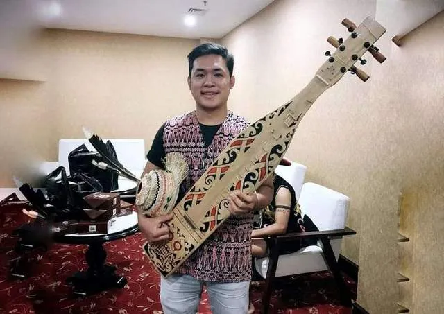 Sape’, Warisan Musik Dayak yang Erat dengan Alam dan Memori Kolektif