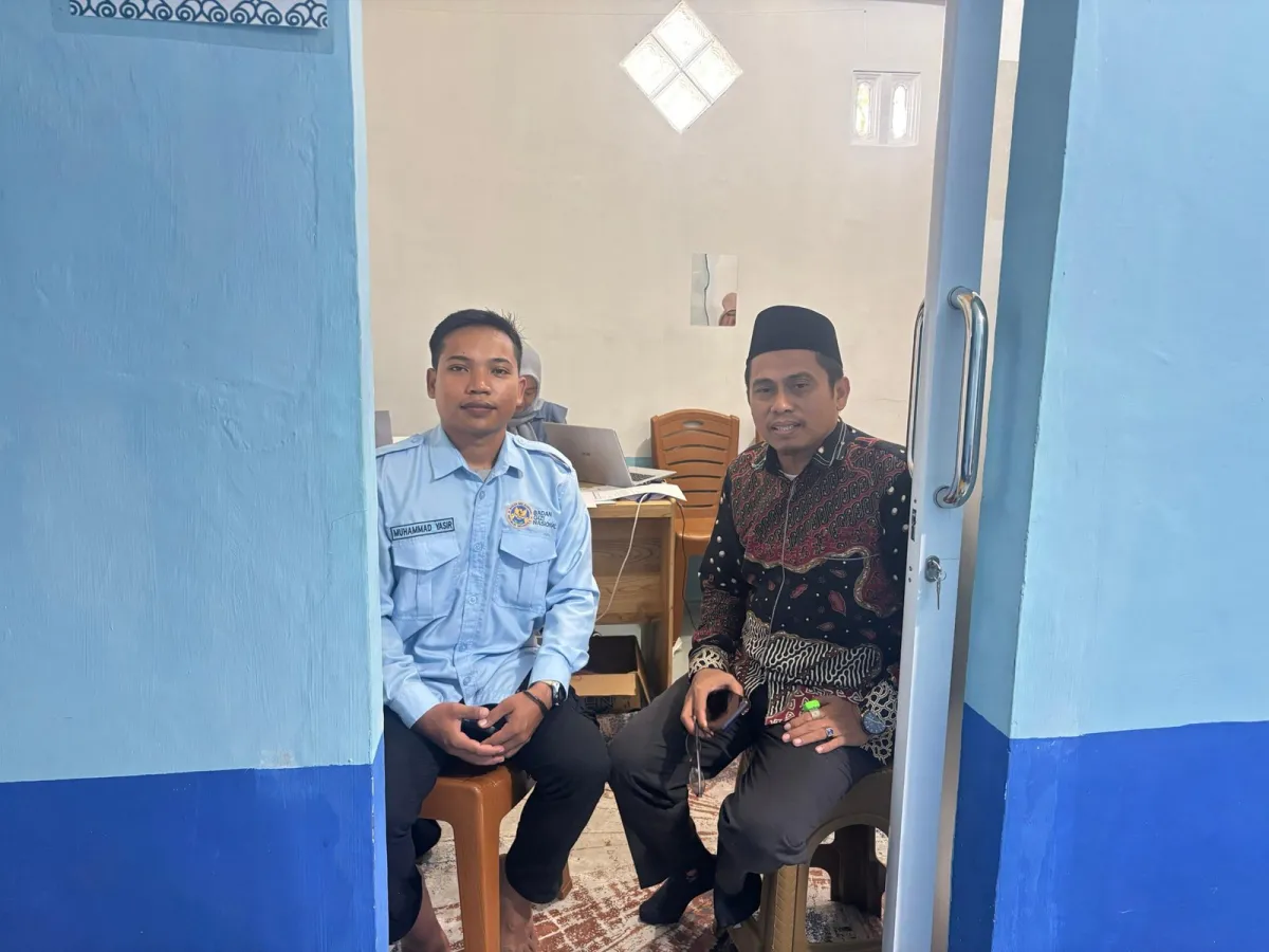 Kaur TU MTsN 6 HSU Tinjau Dapur MBG di Sungai Turak Jelang Distribusi ke Siswa