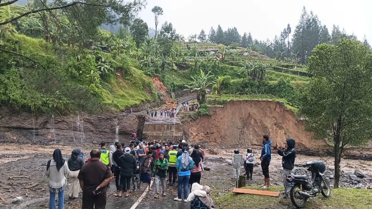 Hujan Beruntun Picu Banjir Bandang dan Longsor di Lereng Gunung Slamet, Empat Kabupaten Terdampak