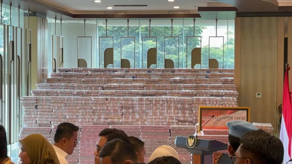 Ekspose Uang Sitaan Korupsi oleh Kejagung Dinilai Bentuk Transparansi dan Edukasi Publik
