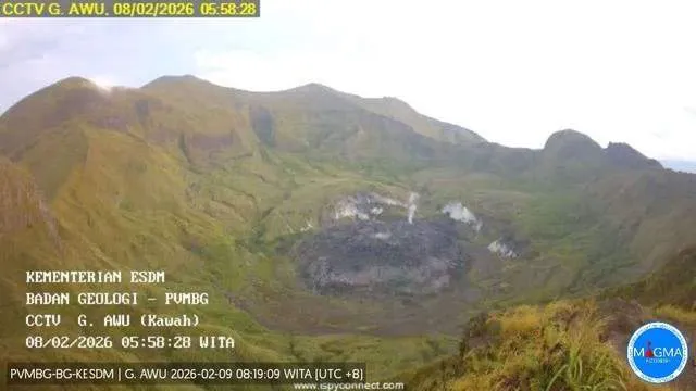 PVMBG Larang Aktivitas dalam Radius 3 Km dari Kawah Puncak Gunung Awu