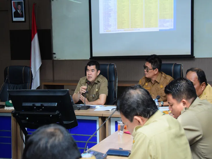 Pj Sekda Kampar Pimpin Rakor Pengendalian Inflasi Jelang Ramadhan dan Idul Fitri 2026