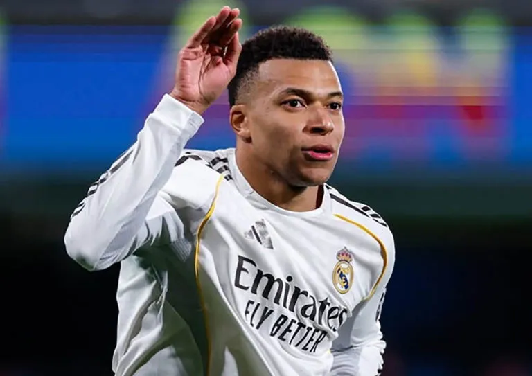 Mbappé Cetak Dua Gol di Kandang Villarreal dan Memecahkan Rekor Legenda Real Madrid