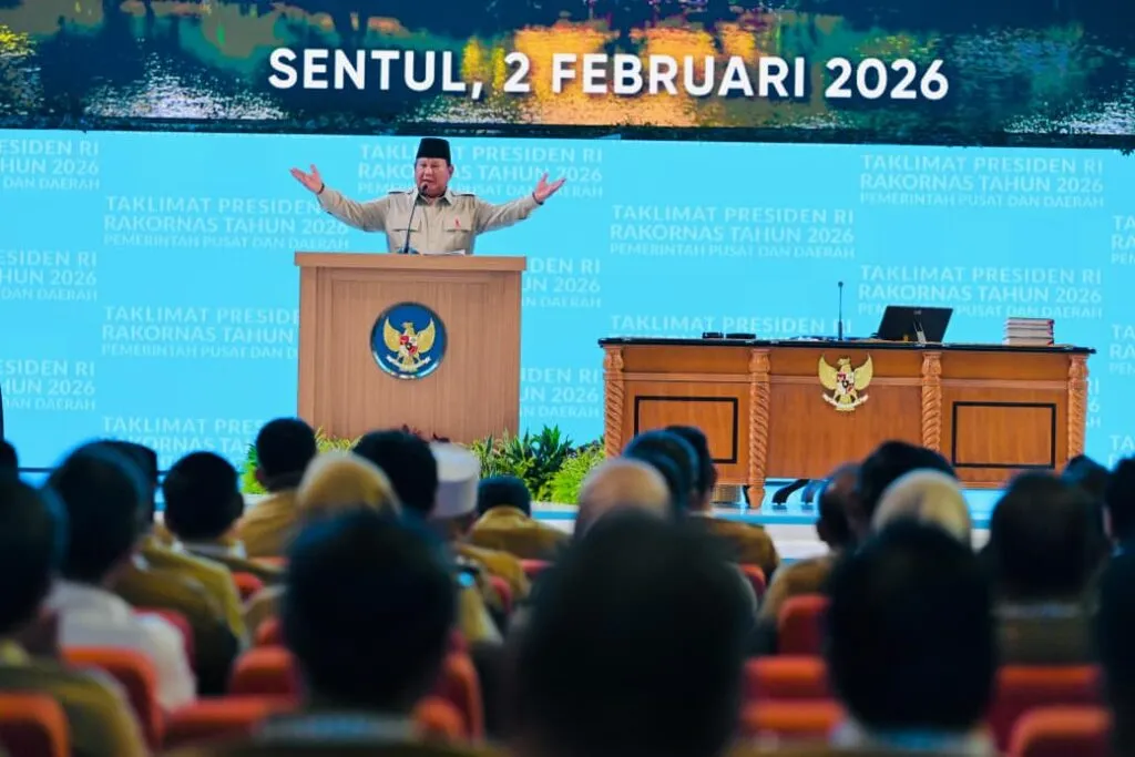 Prabowo Minta Jajaran Pemerintah Waspada Gejolak Global, Tegaskan Politik Luar Negeri Bebas Aktif