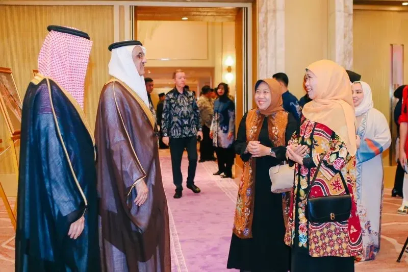 Khofifah Hadiri Buka Puasa di Kedubes Arab Saudi, Soroti Penguatan Hubungan Bilateral
