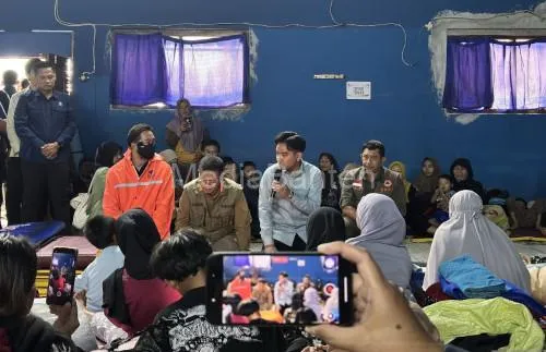 Wapres Gibran Tinjau Lokasi Longsor Cisarua, Minta Penanganan Darurat dan Kebutuhan Warga Dioptimalkan