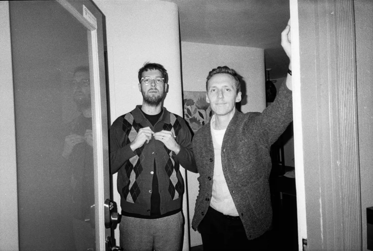 HONNE Rilis Album Baru, Rayakan 10 Tahun Perjalanan Musik yang Hangat dan Intim