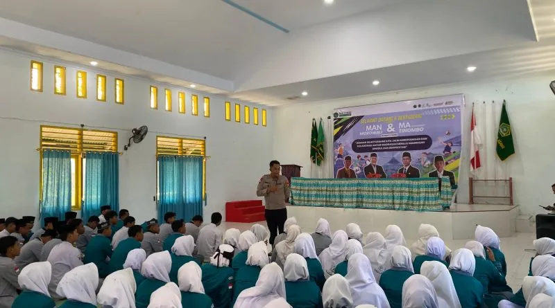 Polsubsektor Mepanga Edukasi Pelajar MAN 2 Parigi soal Bahaya Narkoba, Bullying, dan Tertib Lalu Lintas