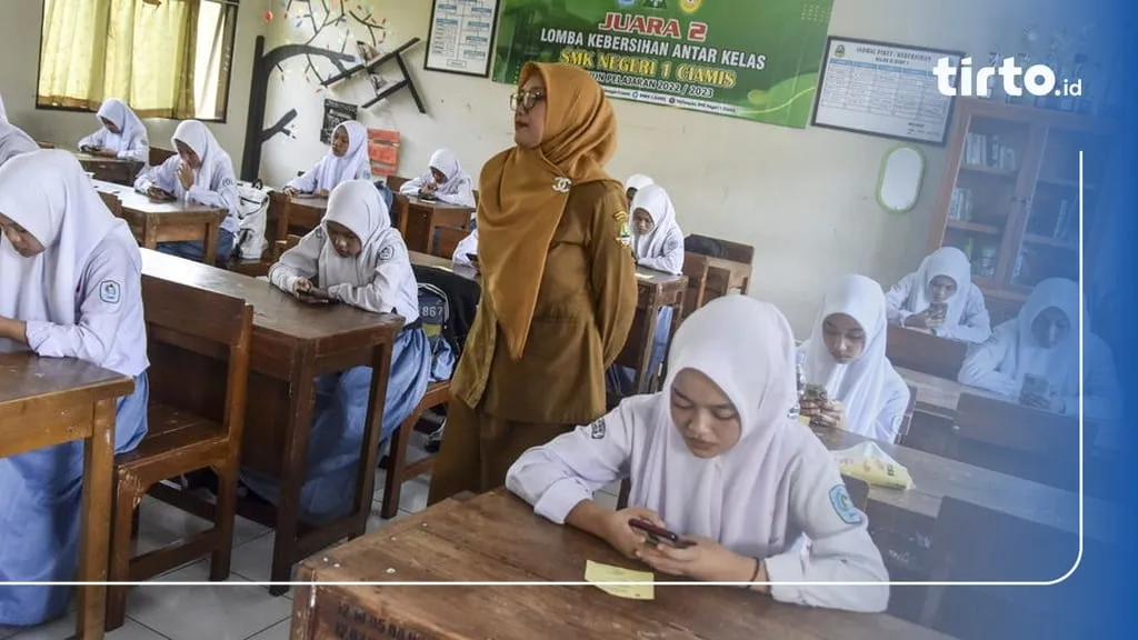 Contoh Soal PAT Bahasa Indonesia Kelas 11 Semester 2 Materi Karya Ilmiah dan Kunci Jawaban