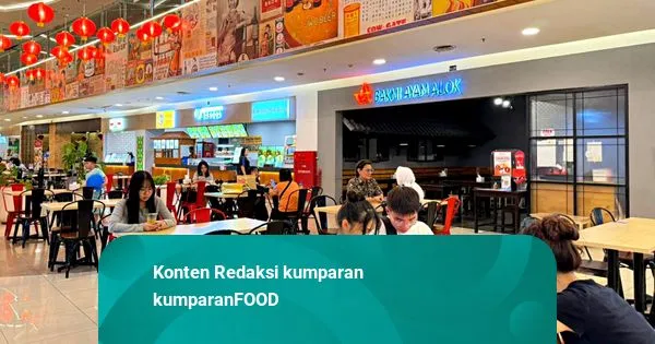 Food Court Hawkers Street Pluit Village Tampil dengan Konsep Baru