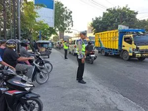 Satlantas Polres Batu Bara Gelar Pengaturan Lalu Lintas Pagi di Sejumlah Titik Rawan Macet