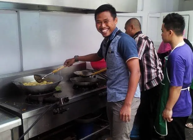 Tony Sucipto Rintis Bisnis Kuliner Sejak 2015, Tetap Beroperasi Lewat Layanan Online Saat Pandemi