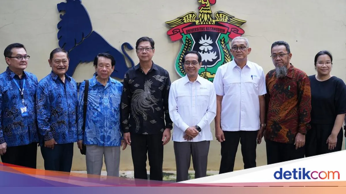 Unhas Terima Kunjungan Dubes Thailand, Tinjau Kandang Closed House Fakultas Peternakan