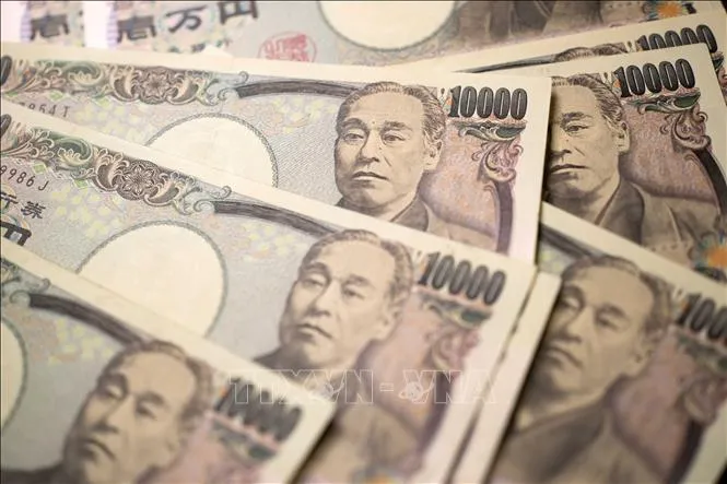 Yen Berayun Tajam Usai Pernyataan Gubernur Bank Sentral Jepang, Muncul Spekulasi Intervensi