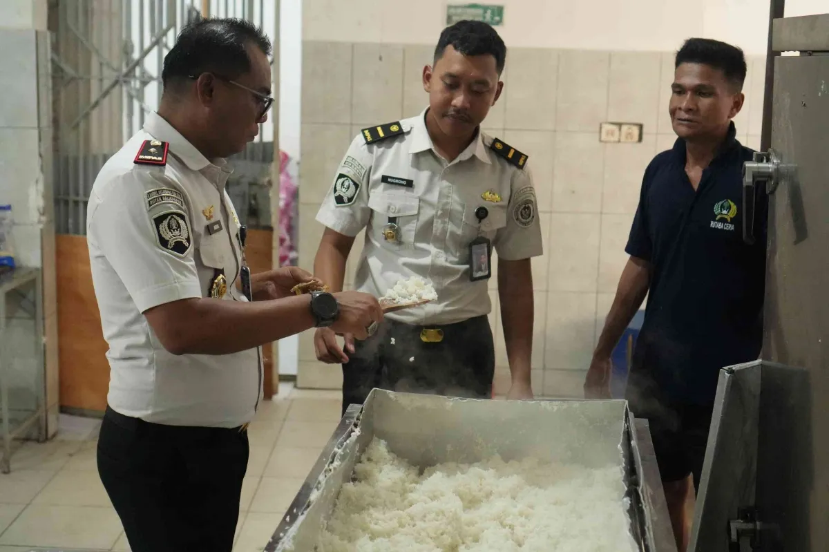 Jelang Ramadhan, Kepala Rutan Balikpapan Cek Dapur dan Kesiapan Konsumsi Warga Binaan