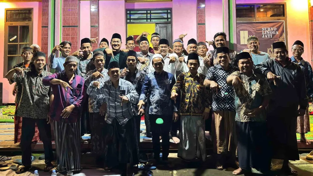Pengrajin Almari di Dukuh Grobogan Jepara Mulai Jajaki Pemasaran Digital