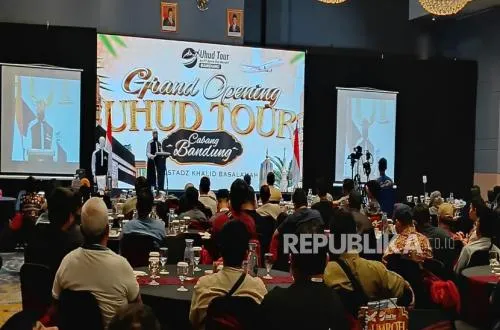 Uhud Tour Buka Cabang di Bandung, Bidik Pasar Umrah yang Terus Meningkat