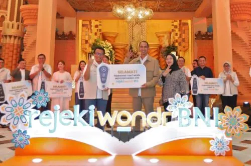 BNI Gelar Undian Rejeki wondr Tahap II, Serahkan Hadiah Mercedes-Benz hingga Ratusan Gadget