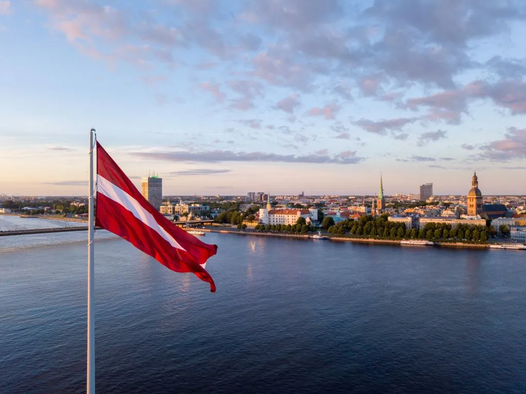 Ekonom: Rencana Tarif AS Berisiko Menekan Pertumbuhan Ekonomi Latvia