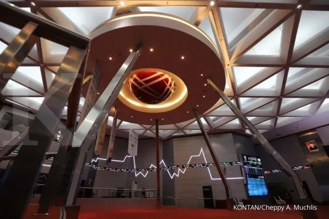 IHSG Diperkirakan Sideways, Rupiah dan Harga Minyak Jadi Sorotan