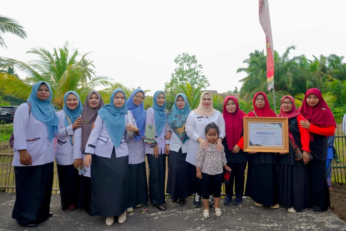 Bupati Bengkalis Kunjungi Bantan Timur, Soroti PAUD dan Pemberdayaan Perempuan Suku KAT