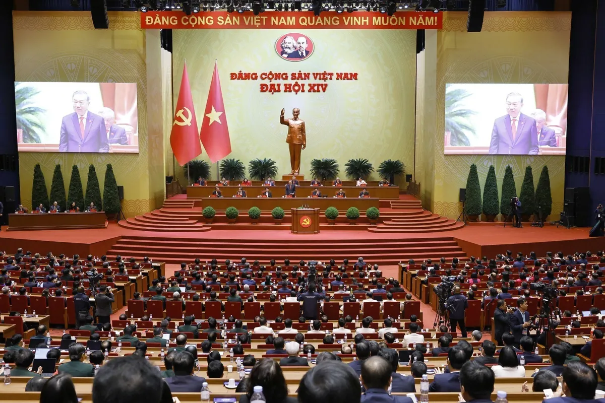 Politbiro Terbitkan Arahan 01 untuk Percepat Pelaksanaan Resolusi Kongres Nasional Partai ke-14