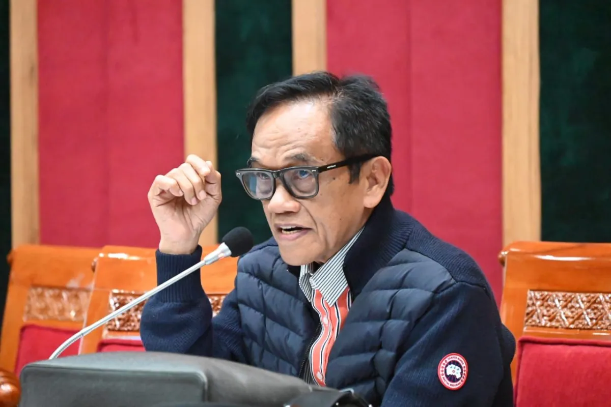 La Tinro Dorong Presiden Prabowo Rumuskan Kebijakan Pengangkatan Guru Honorer Menjadi ASN