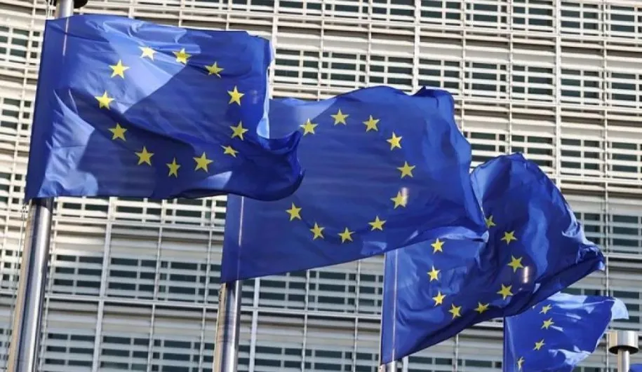 UE Belum Dapat Dukungan AS dan G7 untuk Rencana Blokir Pengiriman Minyak Rusia dalam Sanksi ke-20