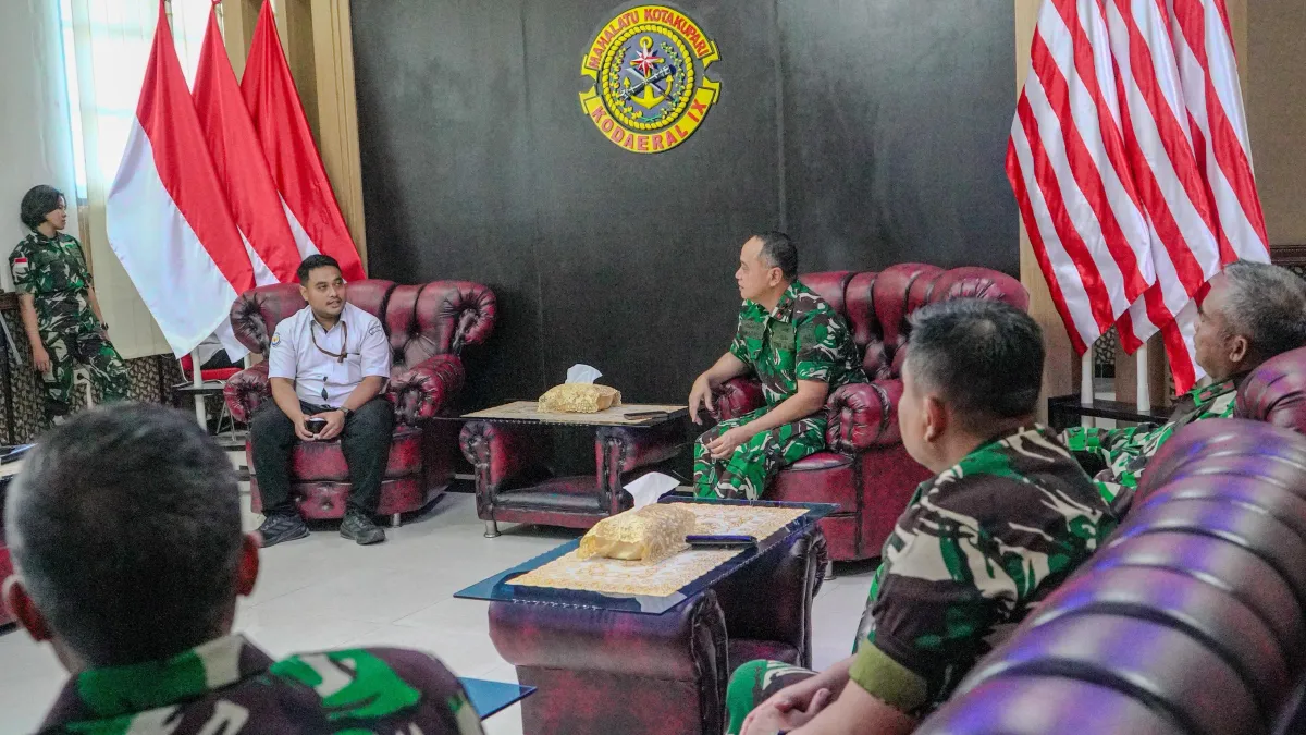 Komandan Kodaeral IX Terima Paparan Survei Pendampingan PKKPRL dari KKP di Ambon