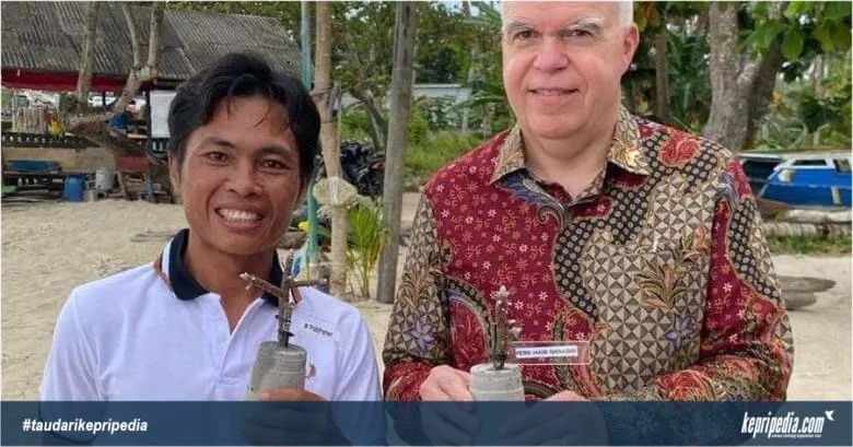 Pejabat Kedubes AS Kunjungi Natuna, Tertarik Konservasi Terumbu Karang dan Cicipi Kuliner Lokal