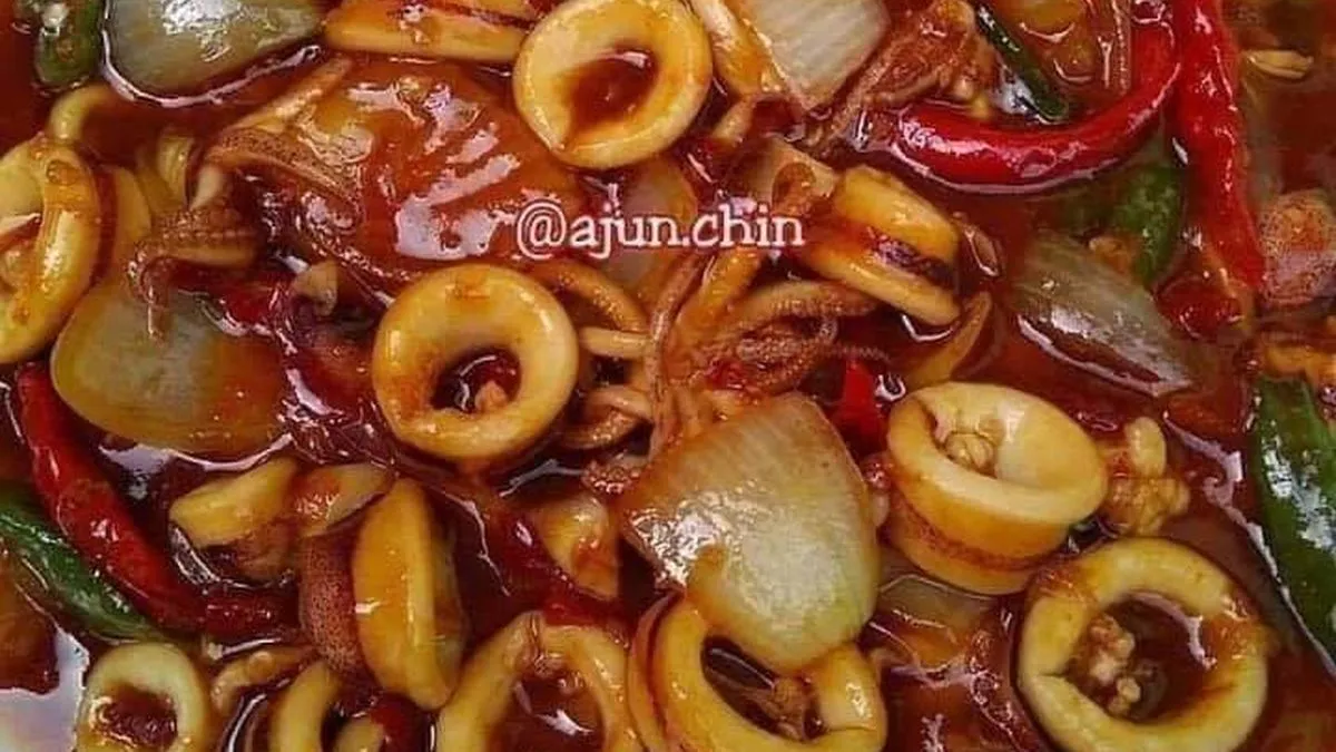 Cumi Saos Padang Khas Sumatera Barat, Kuliner Pedas-Asam yang Menggugah Selera