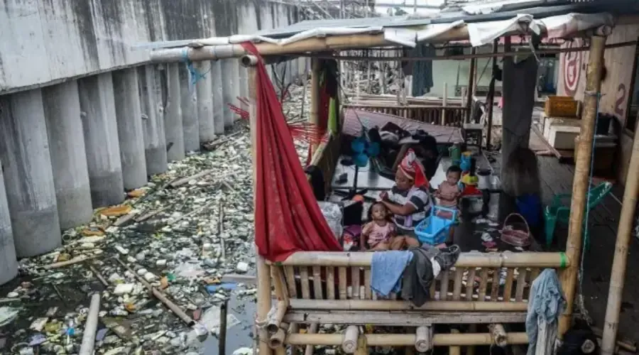 Ekonom UMSurabaya Jelaskan Perbedaan Ukuran Kemiskinan di Balik Narasi ‘Indonesia Peringkat Dua’