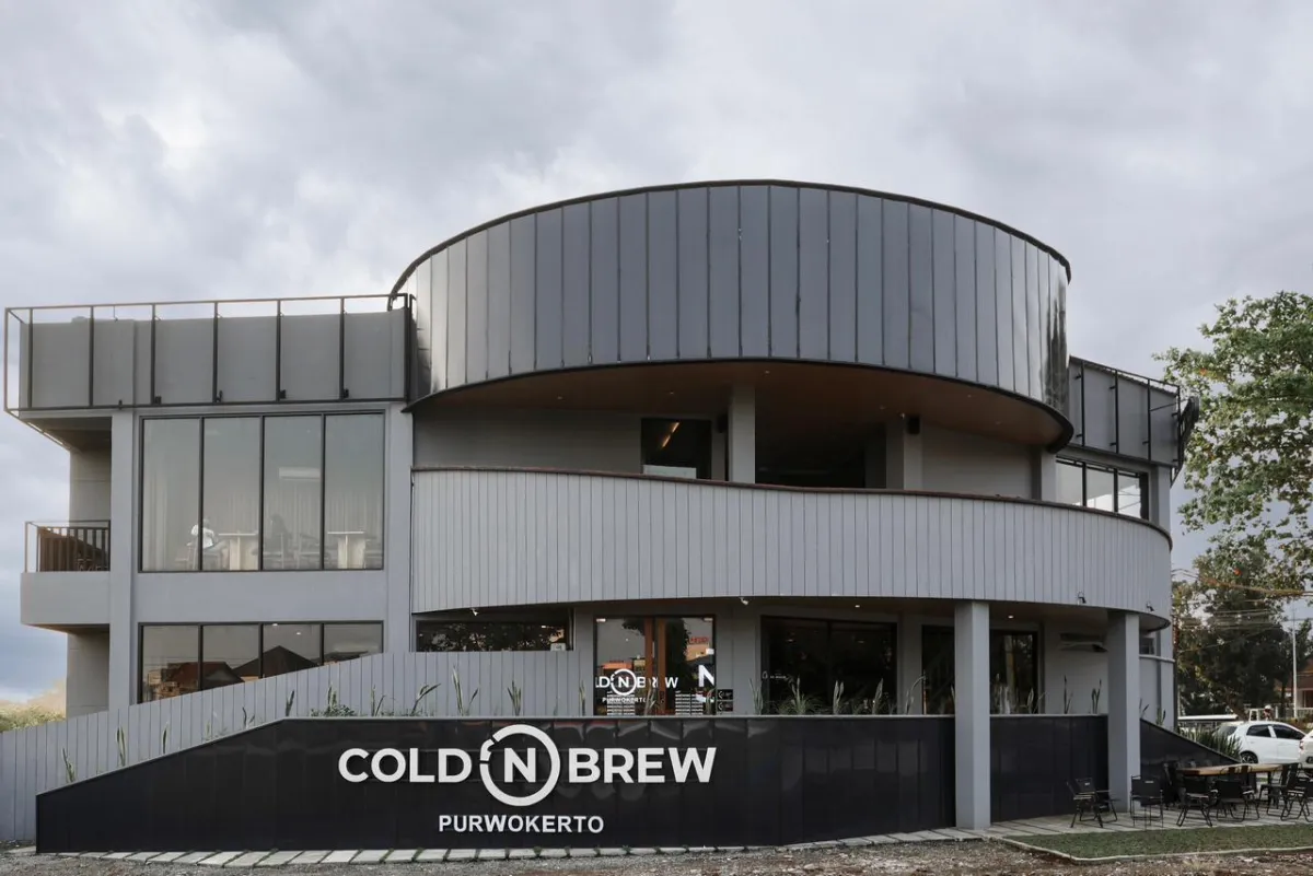 Cold ‘N Brew Hadir di Purwokerto City Center, Coffee Shop 24 Jam dengan Konsep Semi Co-Working Space