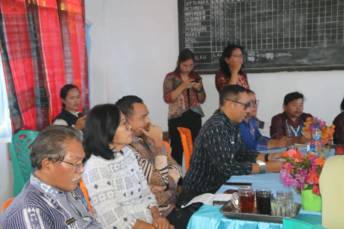 Bupati Tapanuli Utara Evaluasi Layanan Internet Satelit di 12 Sekolah, Dorong Perluasan Program Bakti Komdigi