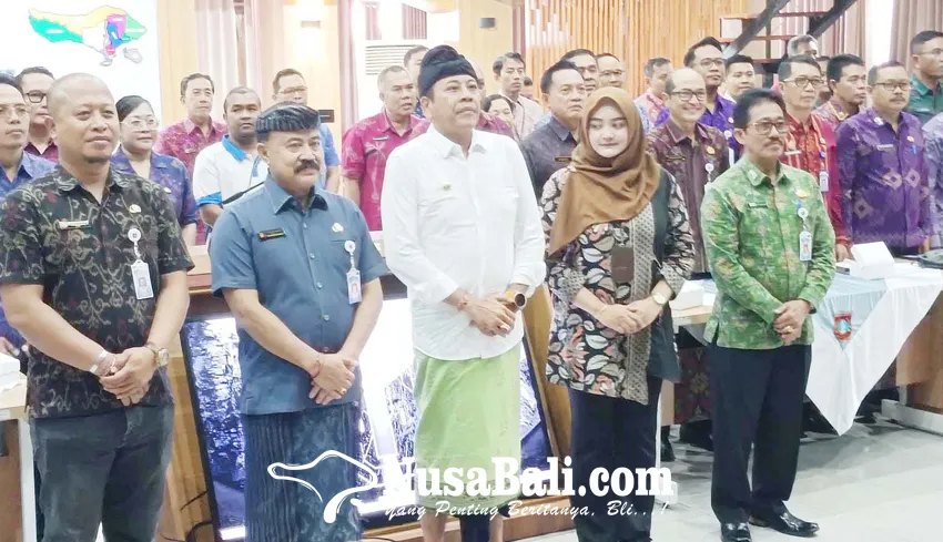 Pemkab Karangasem Klaim Hemat Anggaran Pengadaan Kertas dan Tinta hingga 30 Persen