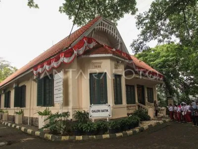 Di Balik Tren Museum Jakarta Buka Hingga Malam: Antara Fumigasi, Akses Publik, dan Cara Kita Merawat Ingatan