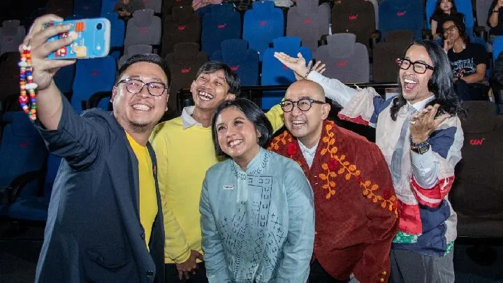 Jelang Mudik, Dave Hendrik dan Iwet Ramadhan Uji Koneksi Internet di Perjalanan Darat Jakarta–Yogyakarta